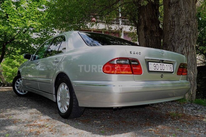 Mercedes E 240 2000, 277,000 km - 2.4 l - Şəki