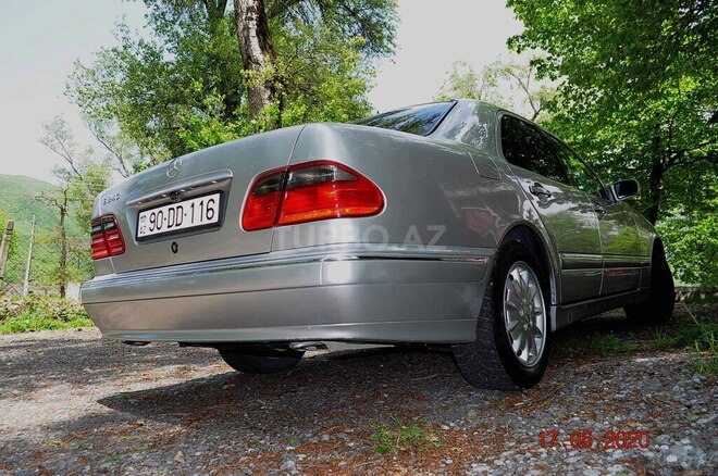 Mercedes E 240 2000, 277,000 km - 2.4 l - Şəki