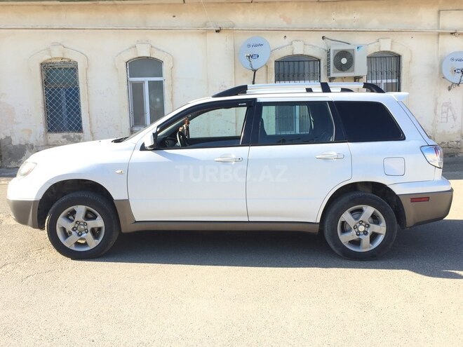 Mitsubishi Outlander 2003, 211,444 km - 2.4 л - Bakı