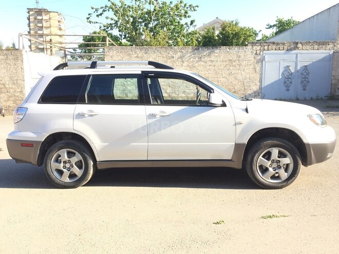 Mitsubishi Outlander 2003, 211,444 km - 2.4 л - Bakı