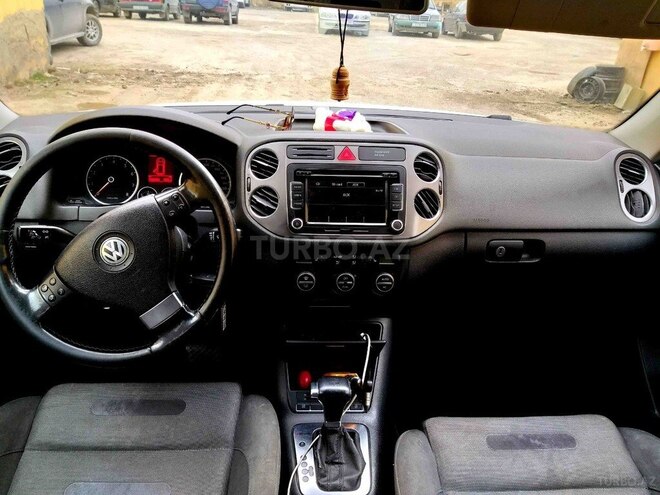 Volkswagen Tiguan 2009, 190,356 km - 2.0 л - Naxçıvan