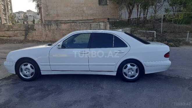 Mercedes E 220 2001, 384,700 km - 2.2 l - Bakı
