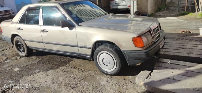 Mercedes E 300 1987, 450,000 km - 3.0 л - Bakı