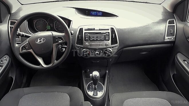 Hyundai i20 2012, 17,000 km - 1.4 л - Bakı