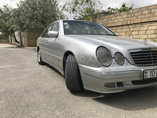 Mercedes E 280 2001, 291,000 km - 2.8 l - Bakı