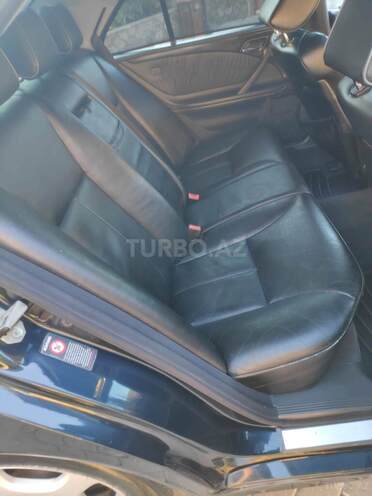 Mercedes E 320 2000, 231,000 km - 3.2 l - Bakı