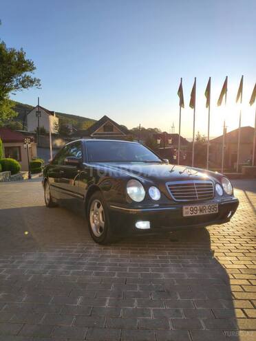Mercedes E 320 2000, 231,000 km - 3.2 l - Bakı