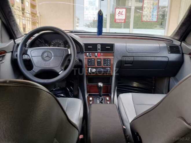 Mercedes C 220 1995, 261,000 km - 2.2 l - Bakı