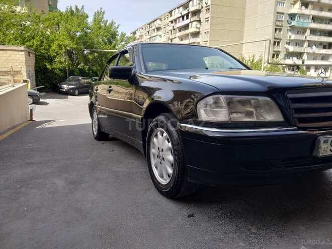 Mercedes C 220 1995, 261,000 km - 2.2 l - Bakı