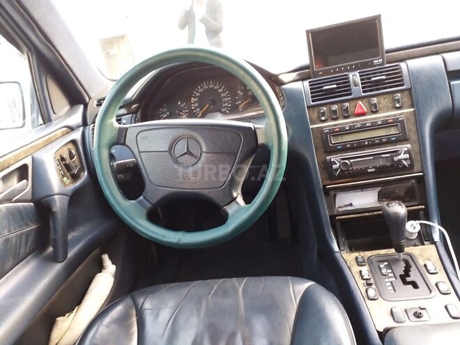 Mercedes E 300 1997, 374,000 km - 3.0 л - Bakı