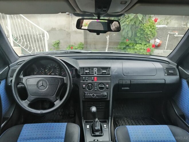 Mercedes C 180 1995, 495,000 km - 1.8 l - Bakı