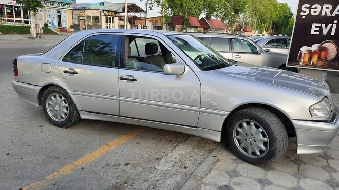 Mercedes C 180 1999, 269,600 km - 1.8 л - Göyçay