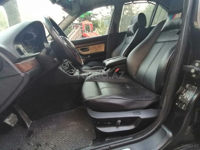 BMW 540 2001, 198,000 km - 4.4 l - Bakı