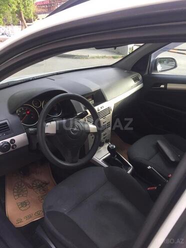 Opel Astra 2007, 204,000 km - 1.4 л - Bakı