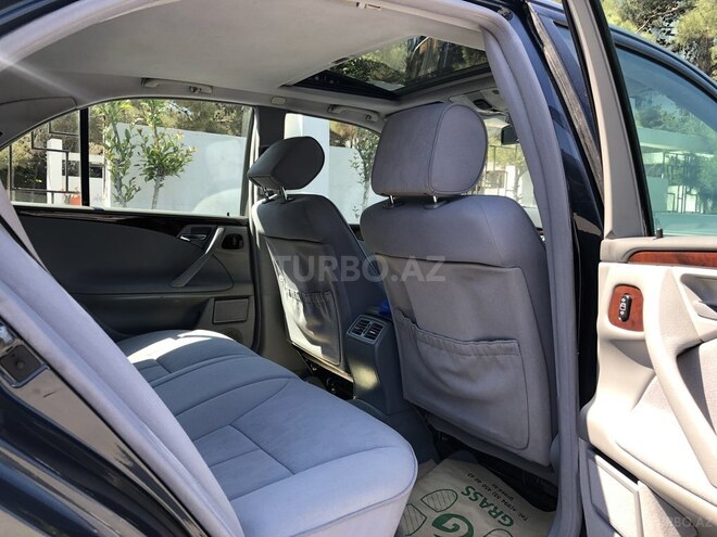 Mercedes E 240 1999, 201,000 km - 2.4 l - Bakı