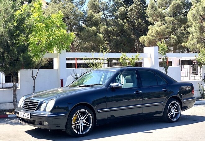 Mercedes E 240 1999, 201,000 km - 2.4 l - Bakı