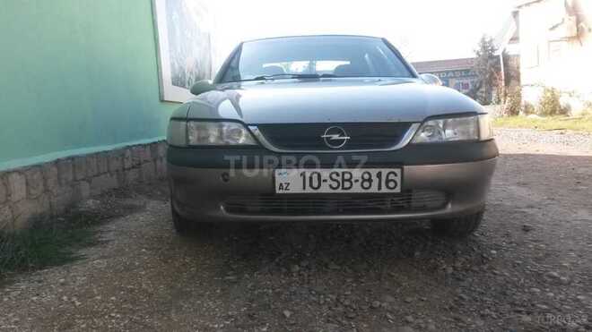 Opel Vectra 1996, 400,000 km - 1.8 l - Şirvan