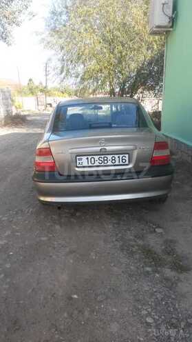Opel Vectra 1996, 400,000 km - 1.8 l - Şirvan