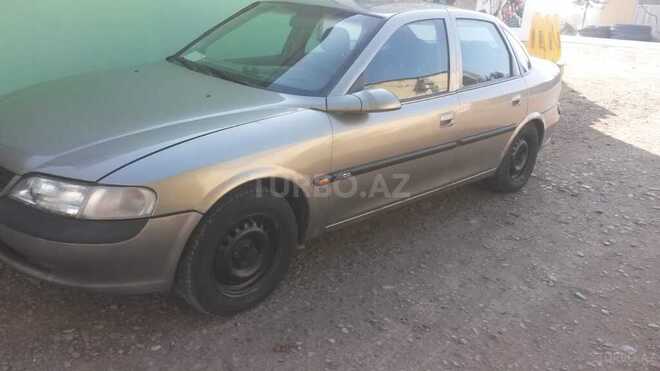 Opel Vectra 1996, 400,000 km - 1.8 l - Şirvan