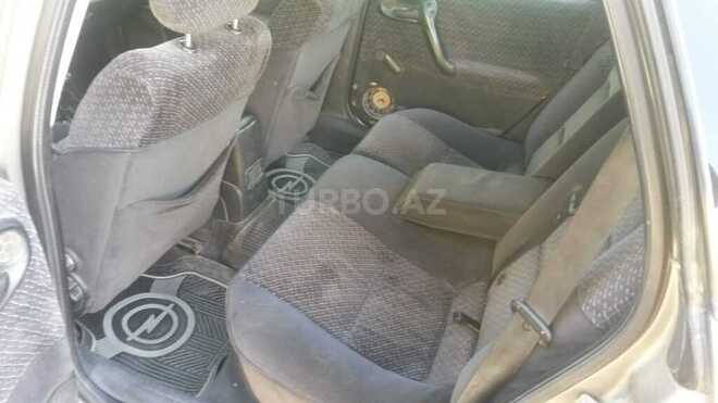 Opel Vectra 1996, 400,000 km - 1.8 l - Şirvan