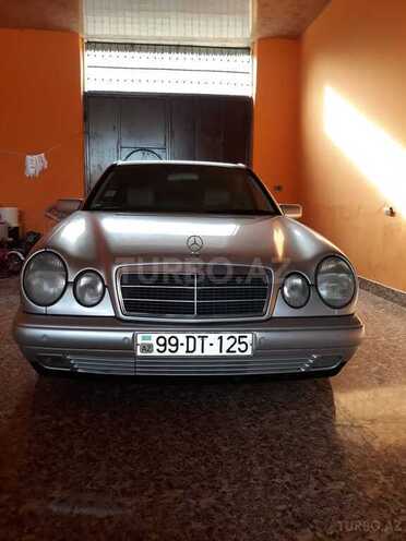 Mercedes E 240 1999, 286,000 km - 2.4 l - Gəncə