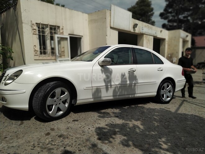 Mercedes E 320 2002, 321,000 km - 3.2 l - Bakı