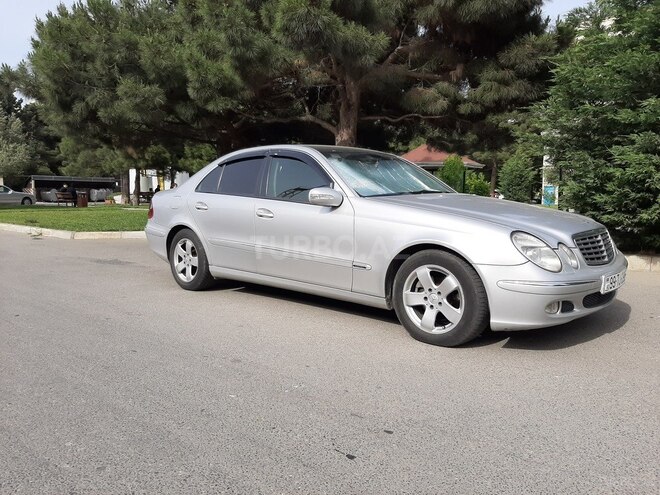 Mercedes E 270 2002, 375,000 km - 2.7 l - Bakı