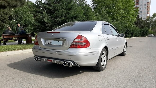 Mercedes E 270 2002, 375,000 km - 2.7 l - Bakı