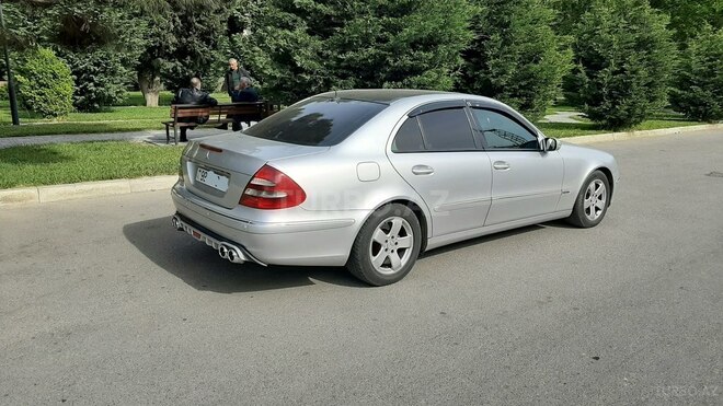 Mercedes E 270 2002, 375,000 km - 2.7 l - Bakı