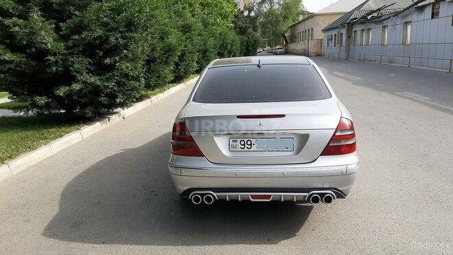 Mercedes E 270 2002, 375,000 km - 2.7 l - Bakı