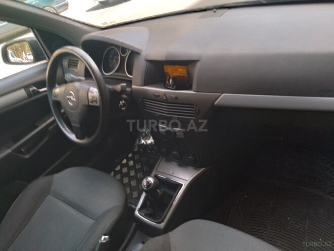 Opel Astra 2005, 175,000 km - 1.4 л - Bakı