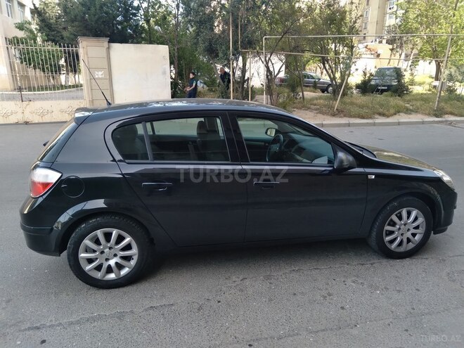 Opel Astra 2005, 175,000 km - 1.4 л - Bakı