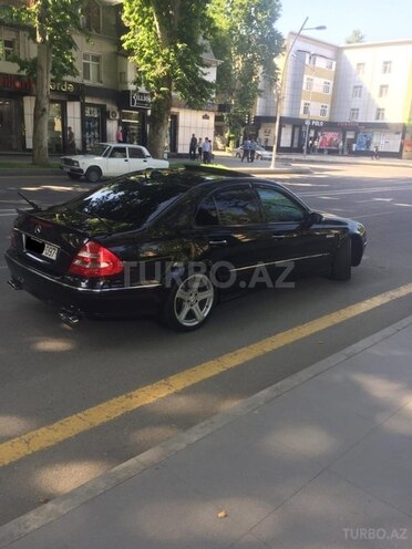 Mercedes E 320 2003, 235,000 km - 3.2 l - Mingəçevir