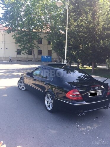 Mercedes E 320 2003, 235,000 km - 3.2 l - Mingəçevir