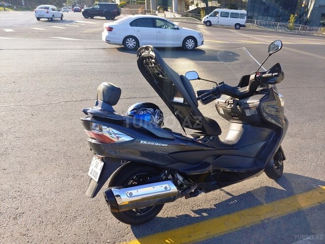 Suzuki Burgman 2012, 45,000 km - 0.4 l - Bakı
