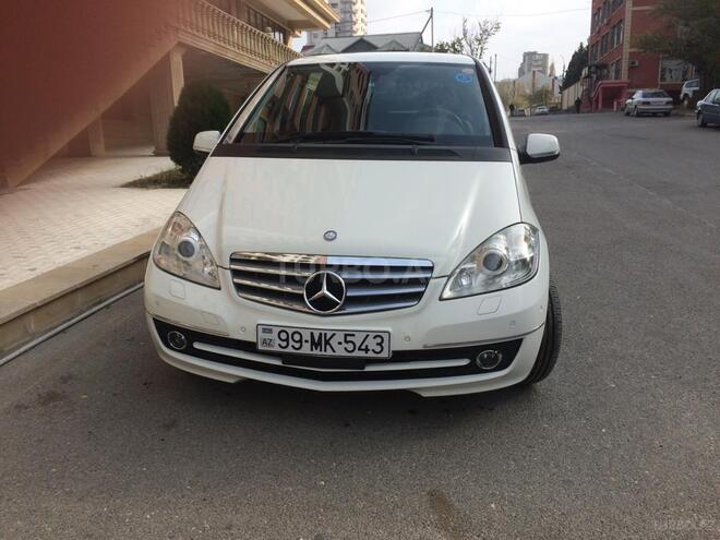 Mercedes A 180 2010, 87,000 km - 1.8 l - Bakı