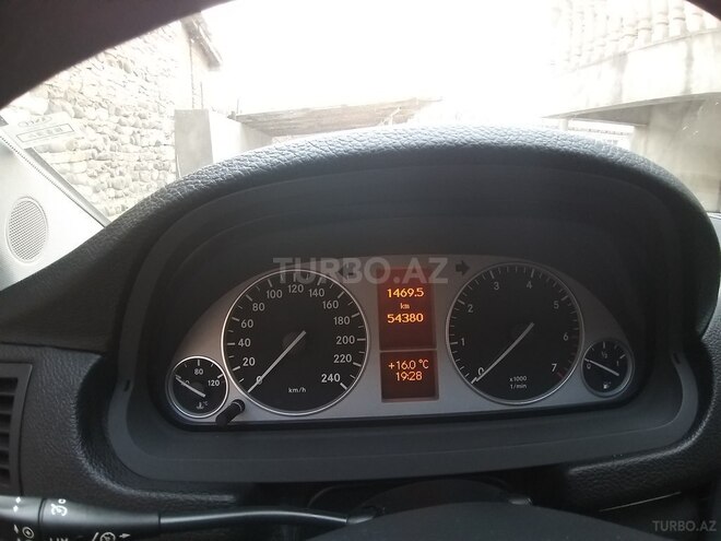 Mercedes B 180 2010, 55,000 km - 1.7 l - Bakı