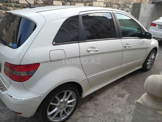 Mercedes B 180 2010, 55,000 km - 1.7 l - Bakı