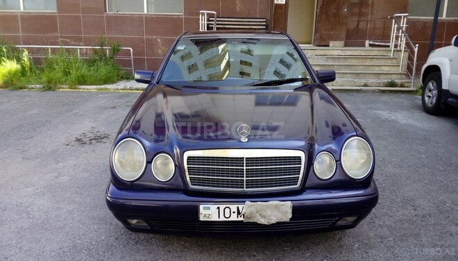 Mercedes E 220 1998, 385,000 km - 2.2 л - Qəbələ