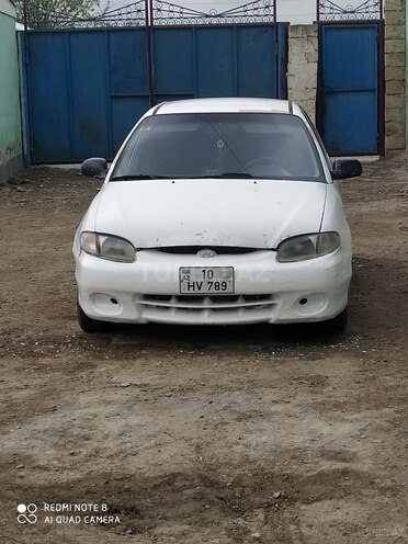 Hyundai Accent 1998, 420,000 km - 1.6 l - Biləsuvar