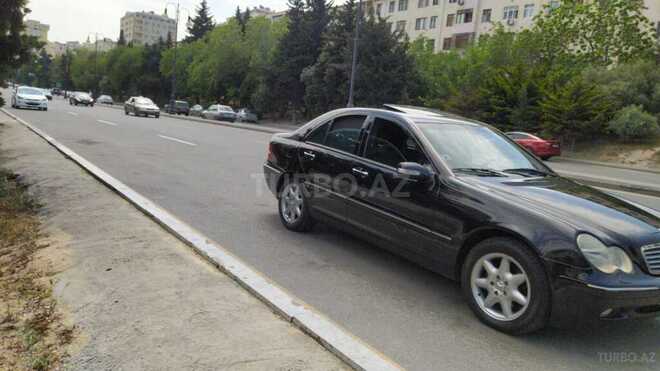 Mercedes C 240 2001, 380,000 km - 2.4 л - Bakı