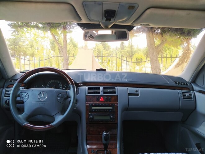 Mercedes E 280 2000, 229,000 km - 2.8 l - Bakı