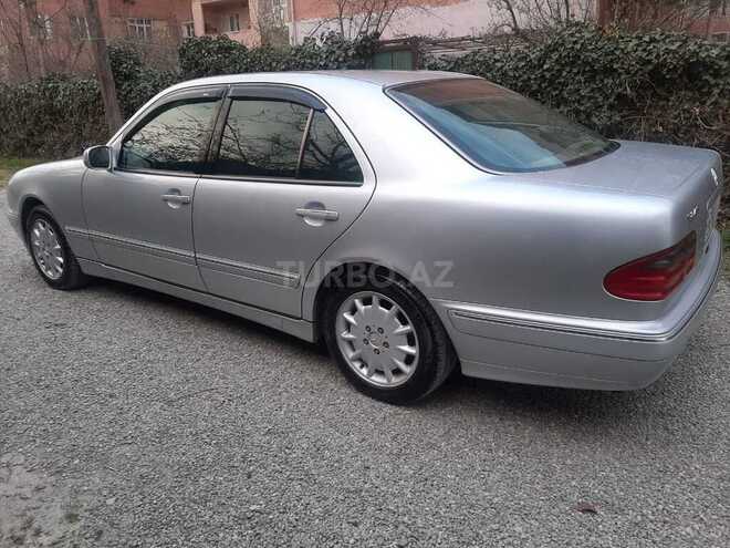 Mercedes E 240 2000, 300,000 km - 2.4 l - Sumqayıt