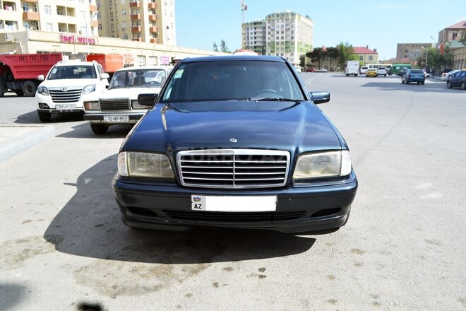 Mercedes C 240 1998, 292,000 km - 2.4 l - Bakı