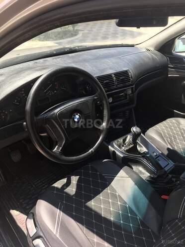 BMW 520 1997, 243,000 km - 2.0 l - Bakı