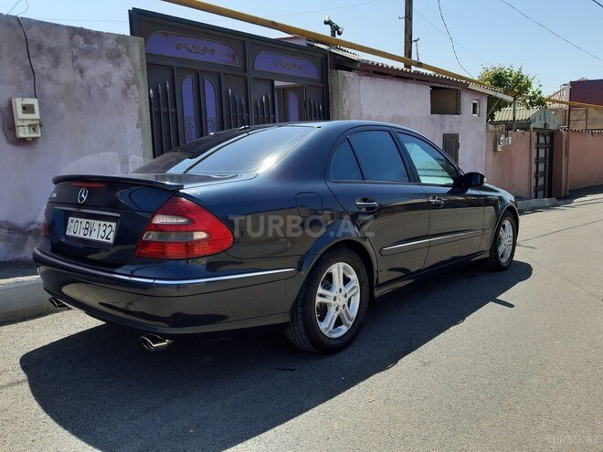 Mercedes E 240 2002, 235,000 km - 2.6 л - Bakı