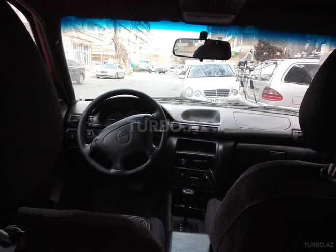 Opel Astra 1996, 208,000 km - 1.6 l - Bakı