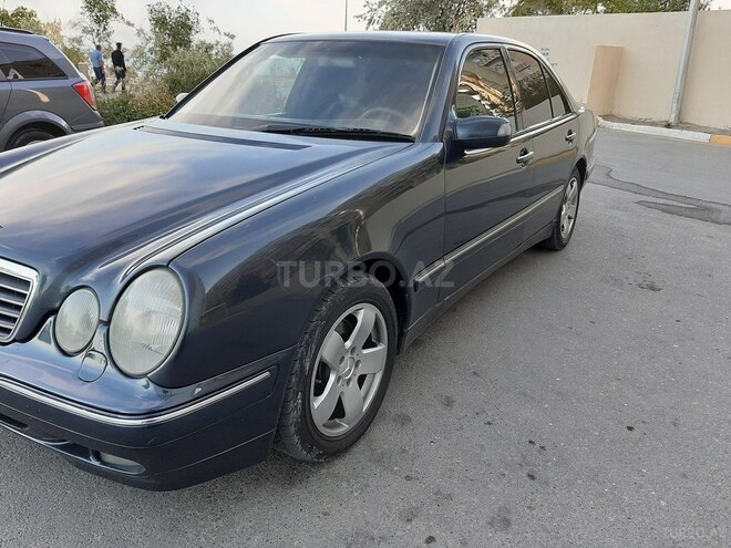 Mercedes E 270 2000, 327,917 km - 2.7 l - Bakı