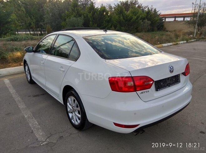 Volkswagen Jetta 2013, 97,500 km - 2.0 l - Bakı