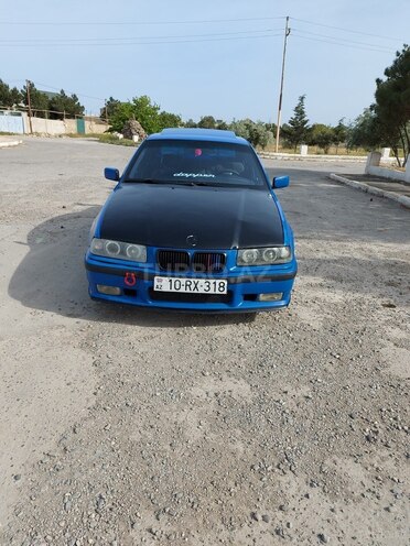 BMW 318 1993, 356,000 km - 1.8 l - Bakı